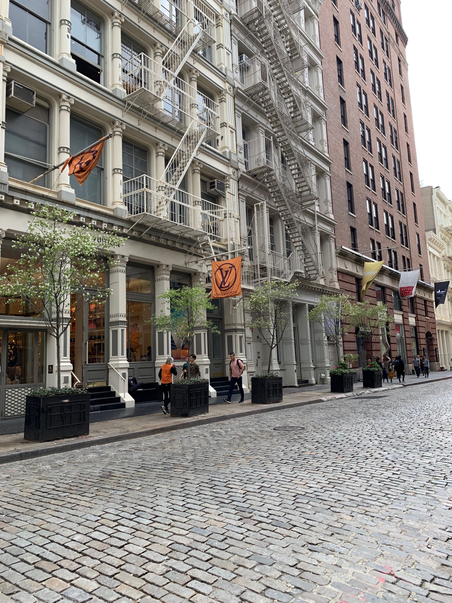 Shopping in SoHO NYC Guide - The Curated Shopper