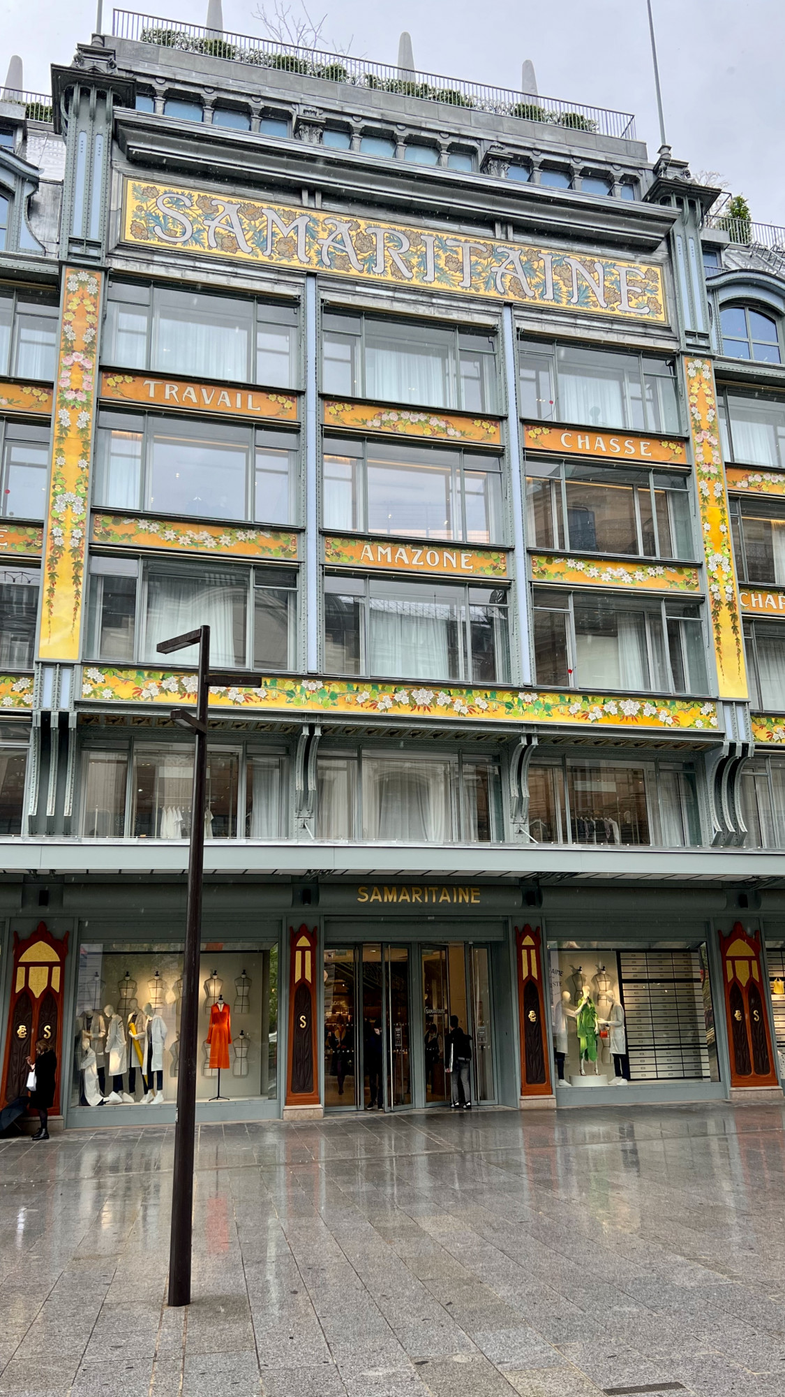 Paris: Samaritaine store opening